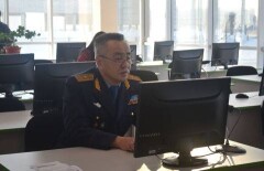 Экзамен на знание ПДД сдал главный полицейский Северо-Казахстанской области