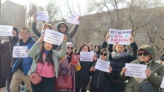 В Бишкеке разогнали марш женщин в поддержку солидарности