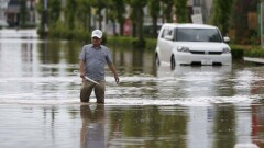 Начало голосования на выборах в парламент из-за ливней перенесли в Японии