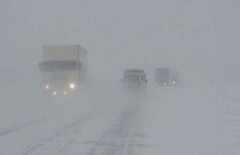 Трассы закрыты в Казахстане из-за метели