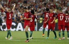 Португалия прорвалась в полуфинал Евро-2016 через серию пенальти