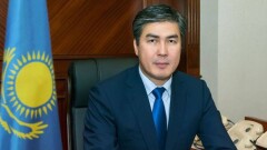 Асет Исекешев поздравил казахстанцев с Днём защитника Отечества