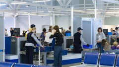 В аэропортах Казахстана усилят досмотр пассажиров в предновогодние дни