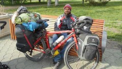 Пенсионерка из Петропавловска приютила бразильского путешественника-велосипедиста