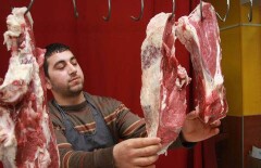 Мамытбеков считает, что мясо в Казахстане должно стоить дороже