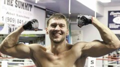 Казахстанский боксёр Иса Акбербаев проведёт титульный бой в Сочи