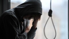 Печальную статистику самоубийств в мире и Казахстане показали в инфографике