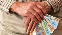 На 20% повысят пенсии казахстанцам в 2017 году