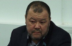 Дом и квартиру вымогал депутат у жительницы Темиртау 