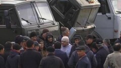 Южноказахстанские дальнобойщики признались, что не в силах удержаться от соблазна