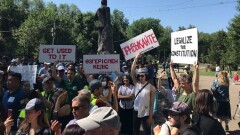 Депутаты предлагают разрешить проводить пикеты в любых местах, в том числе возле госорганов