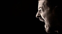 Костанайский чиновник посылал подчинённых на три буквы и обзывал "тормозами"