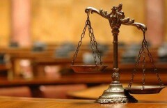 Адвокаты и журналисты возмутились новыми правилами пропуска в суды