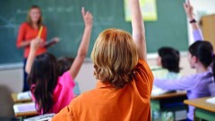 Штрафовать за поборы с учителей предложили в Казахстане