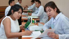 В Узбекистане выпускники школ получат аттестаты в электронном виде
