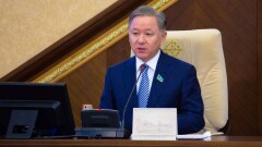 Нигматулин поздравил казахстанцев с переименованием аэропорта Астаны
