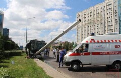 Водитель автобуса, врезавшегося в столб в Астане, не жаловался на самочувствие