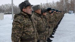 Минутой молчания почтили память погибших солдат в Вооружённых Силах Казахстана