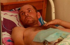 В Шымкенте раненый мужчина стал свидетелем жестокого убийства