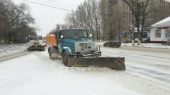 В Уральске чистят снег при помощи спутников и интернета