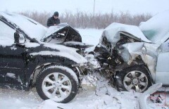 В автокатастрофе под Уральском погибли наиб-имам мечети и экс-прокурор города