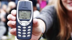 Мобильные телефоны без доступа в интернет обогнали смартфоны по темпам продаж