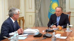 Мухамедиулы рассказал Назарбаеву о развитии туризма и кинематографии в Казахстане