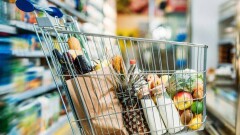 В ТРЦ с 5 июля будут работать только продуктовые магазины и аптеки