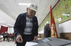 "Беспрецендентные" выборы в Киргизии прошли без сенсаций