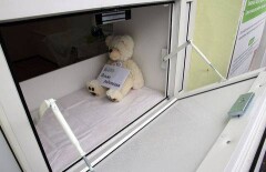 Против установки бэби-боксов в Казахстане выступили в Минздравсоцразвития