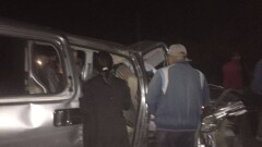 На трассе Астана-Караганда КамАЗ столкнулся с минивэном