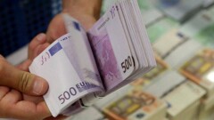 Спрос на евро падает из-за политических рисков – ЕЦБ