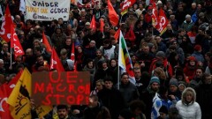 Во Франции началась вторая волна протестов против пенсионной реформы