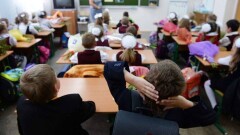 В Алматы выделят средства на возведение пристроек к переполненным школам на окраинах