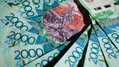 Начальник управления труда в Павлодаре задержан за взятку в 1 млн тенге