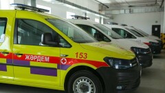 Ездить со включёнными сиренами обязали водителей машин скорой помощи в Астане 