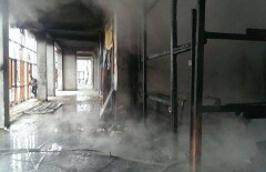 В Алматы тушили пожар в строящемся многоэтажном доме 