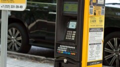 9 Мая водителям Алматы разрешили бесплатно парковаться по всему городу