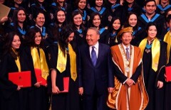 Президент Казахстана призвал выпускников Назарбаев Университета служить родине 