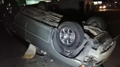 В столкновении автомобилей в Алматы Toyota опрокинулась колёсами вверх
