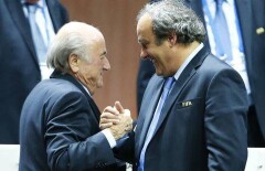 Президент УЕФА угрожал президенту ФИФА и довёл его 80-летнего брата до слёз
