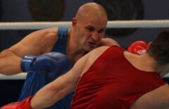 Боксёр-тяжеловес Иван Дычко проиграл в финале ЧМ в Дохе