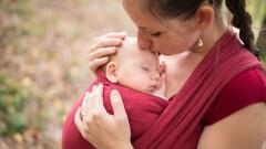 В Казахстане матери отказываются от грудного вскармливания из-за пропаганды детских смесей