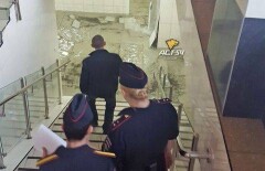 Сильный ливень в Новосибирске обрушил крышу аэропорта и затопил здание