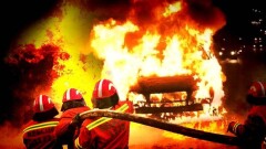 В ЮКО загорелся пассажирский микроавтобус