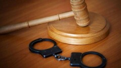 Оправдательный приговор ОПГ чёрных старателей "Казахалтына" заменили на реальные сроки