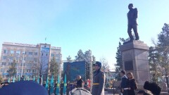 Памятник Нурсултану Назарбаеву установили в Талдыкоргане