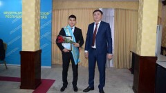В Астане наградили семью, члены которой суммарно проработали на железной дороге 739 лет