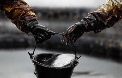 Из-за аварии на нефтепроводе произошёл разлив нефти в СКО