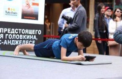 Девятилетний казахстанец побил мировой рекорд по "удержанию планки"